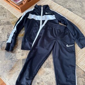 Nike Black and White Sweatpants Relaxed Fit